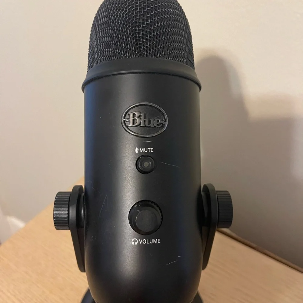 Yeti Black USB Microphone